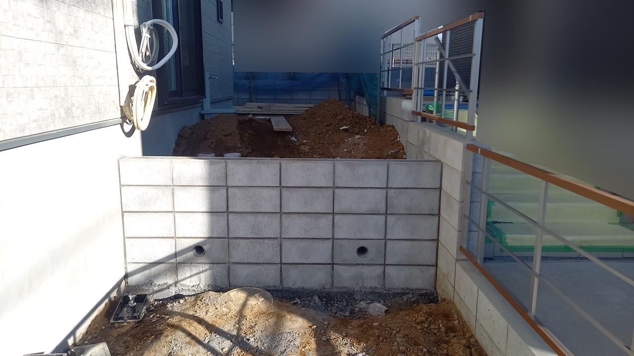 練馬区｜【外構工事】型枠ブロック施工写真