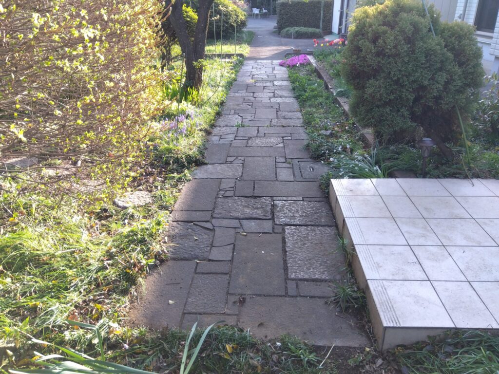 三芳町　造園工事　石工事　延段