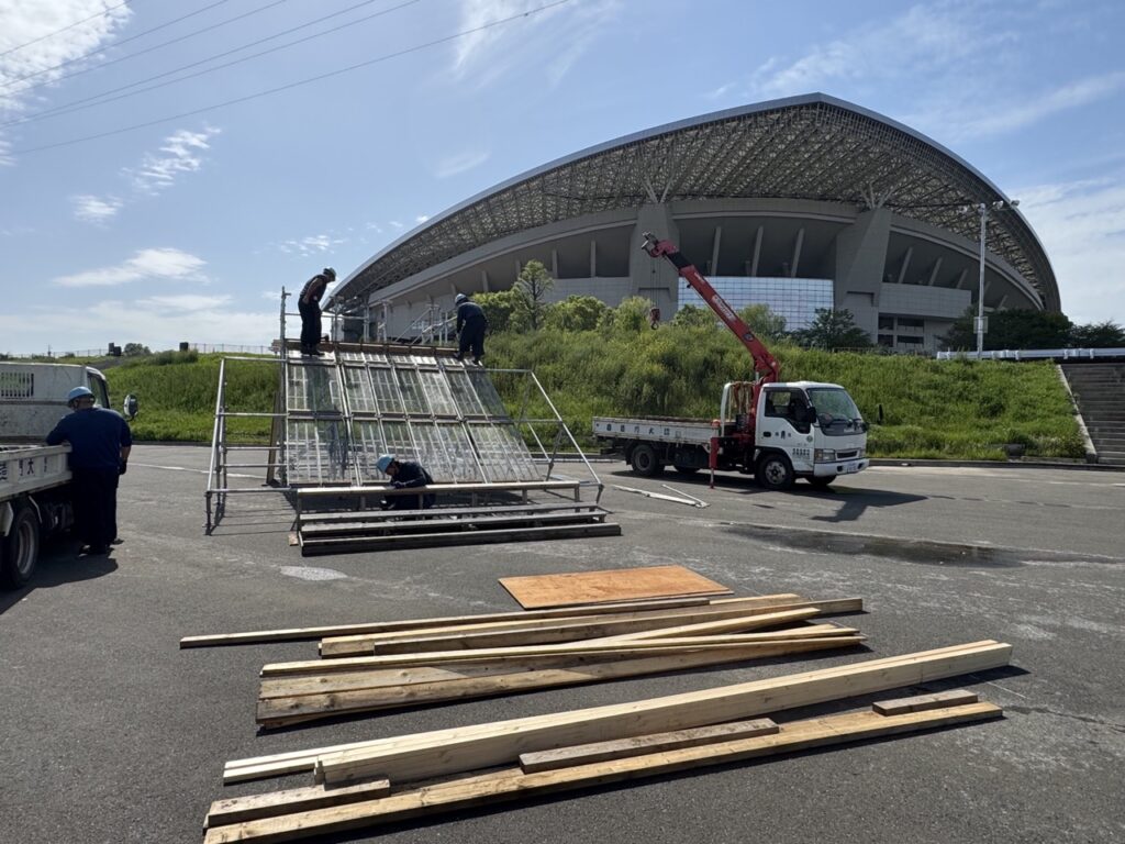 インラインスケート競技　ワールドクロス　スタート台設置