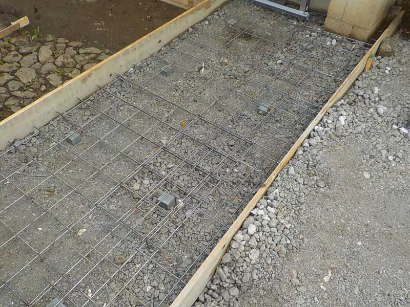 毛呂山町　外構工事　伸縮門扉　基礎写真　ワイヤーメッシュ